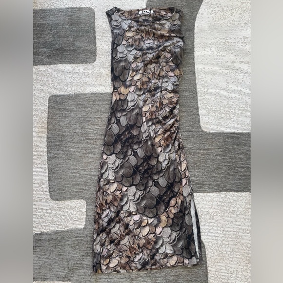 Three Dots Feather Print Shirred Midi Dress Womens Medium Ruched Tank Top Sleeve - Picture 3 of 10